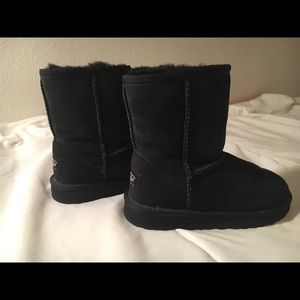 Ugg boots (girls)